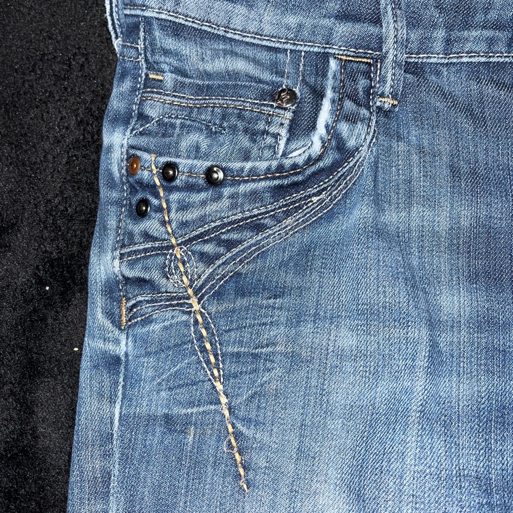 Jeans - Picture 3 of 4